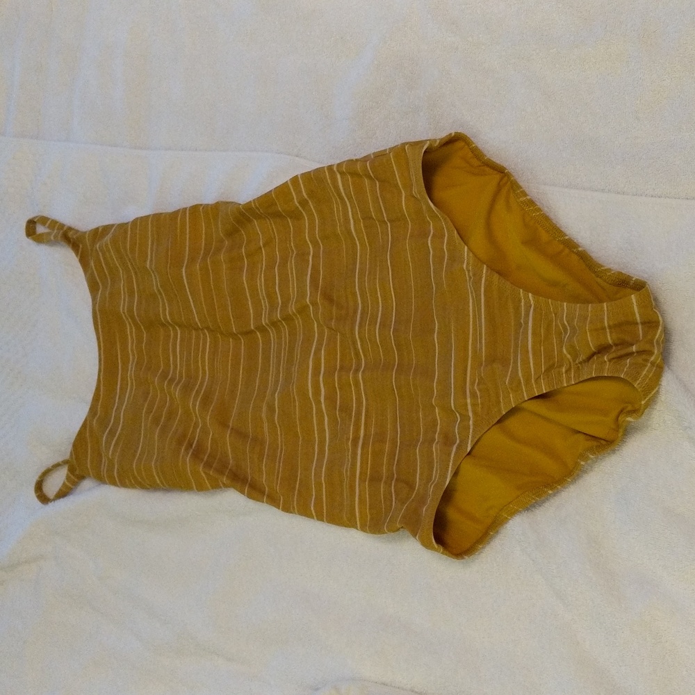 Lululemon swimsuit